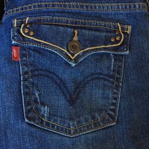 Levi jeans